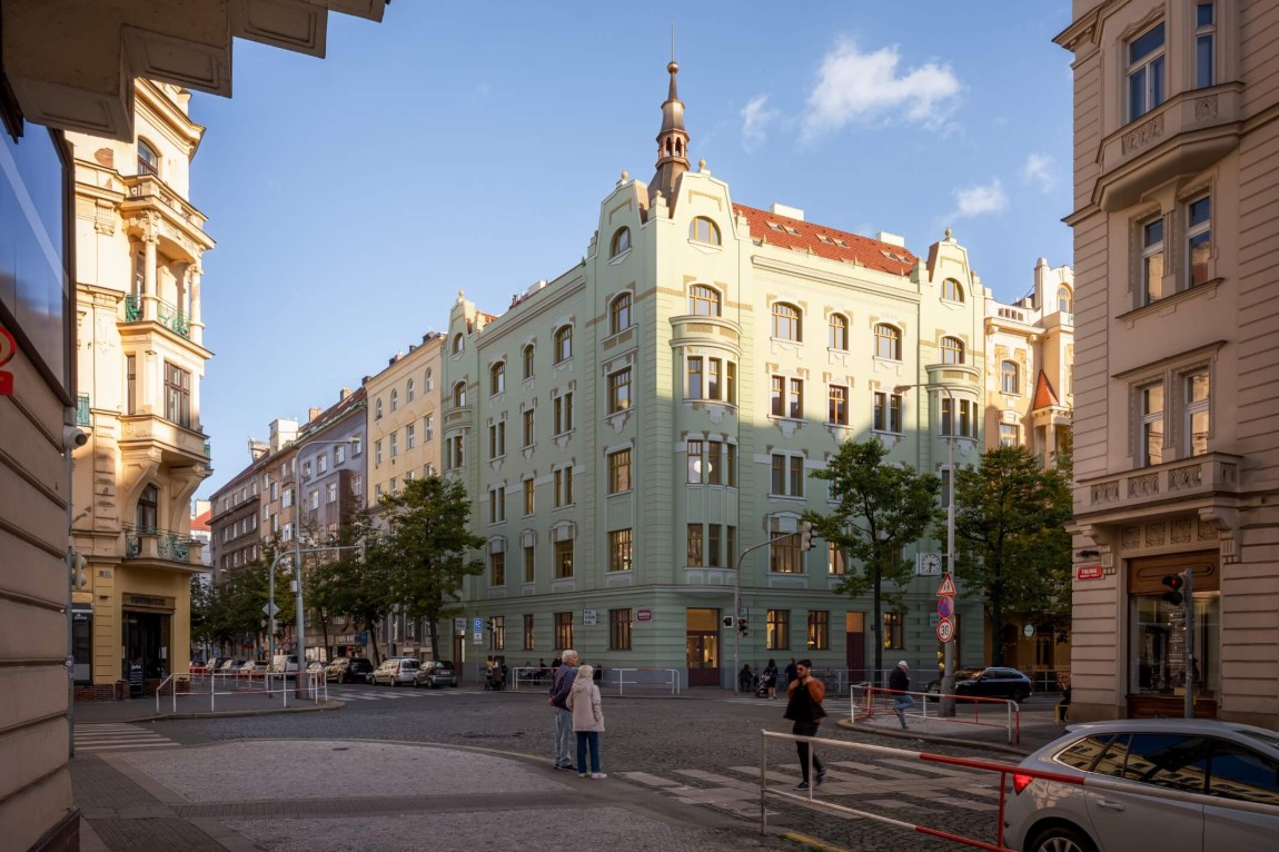 Realizace přestavby/dostavby a rekonstrukce bytového domu Slavíkova 1571/6, 130 00 Praha 3 - Vinohrady.